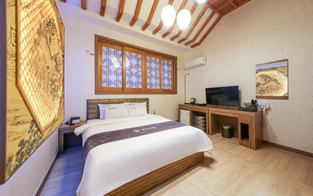 Jeonju Hanok Hotel Kung Exterior photo