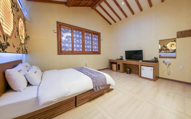 Jeonju Hanok Hotel Kung Exterior photo