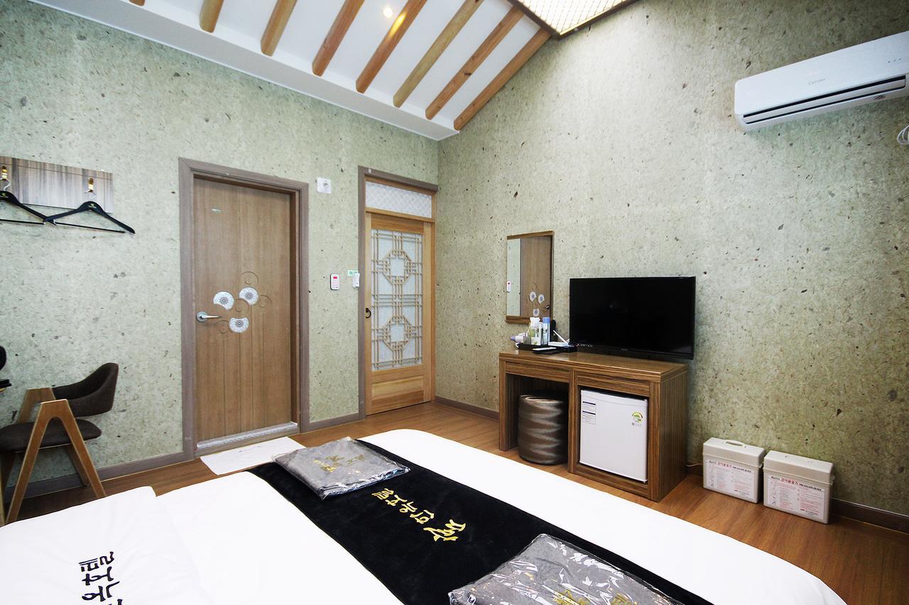 Jeonju Hanok Hotel Kung Exterior photo
