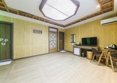 Jeonju Hanok Hotel Kung Exterior photo